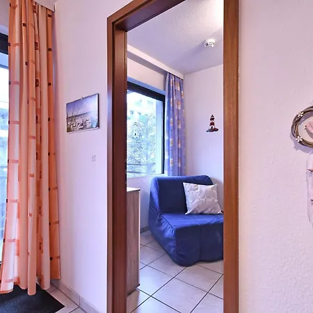 Res 314 - Residenz - Teilseeblick Scharbeutz